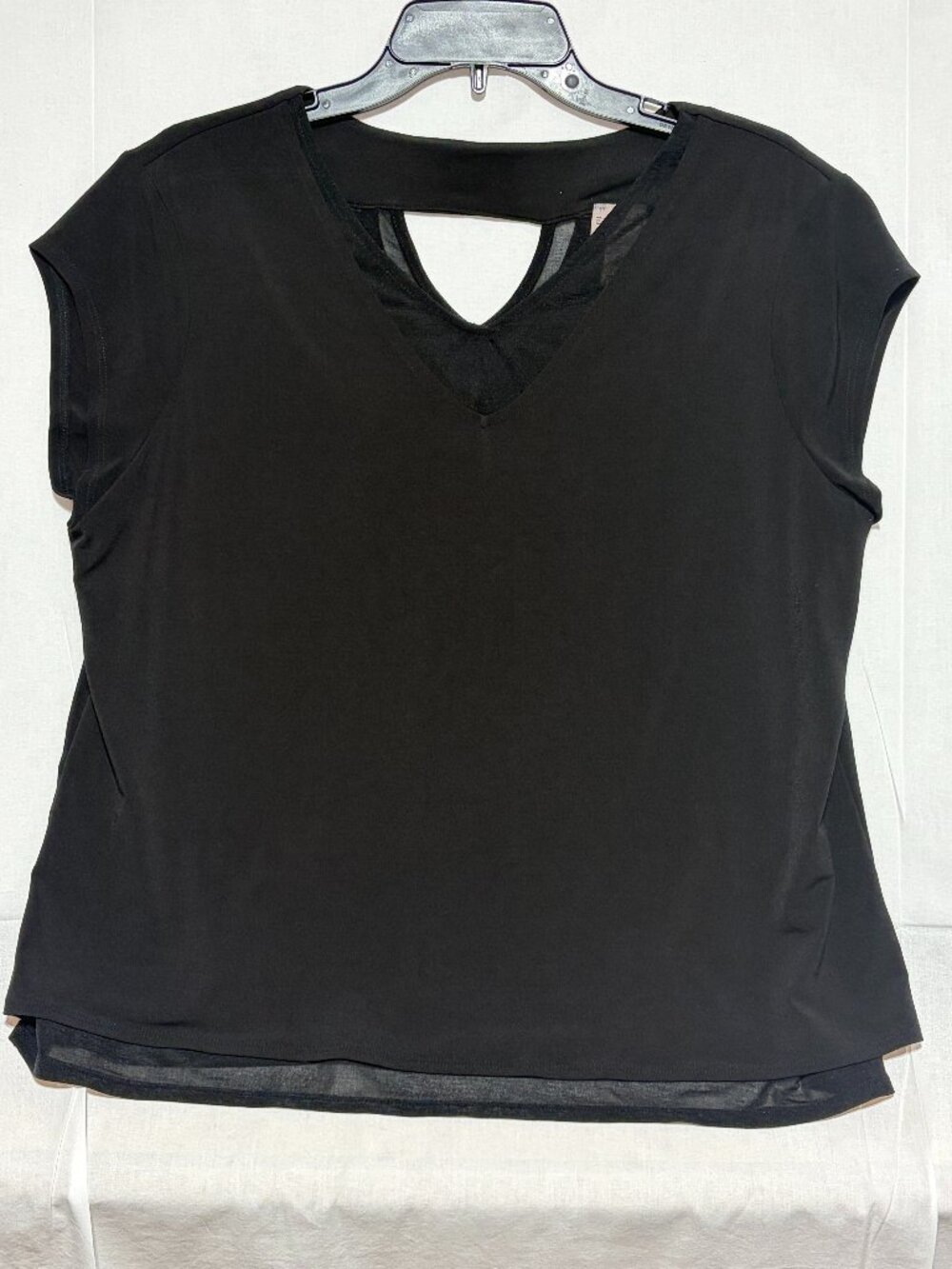 Easywear by Chico's Womens 2/Large Black Cap Sleeve Top Keyhole Layered Hem